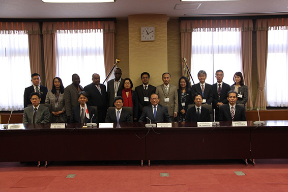国際税務行政セミナー(ISTAX)上級の研修参加者の写真1