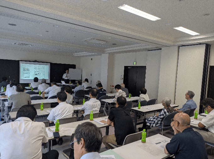 摜1buދƎҌocxCvJÂ܂iRCi[j